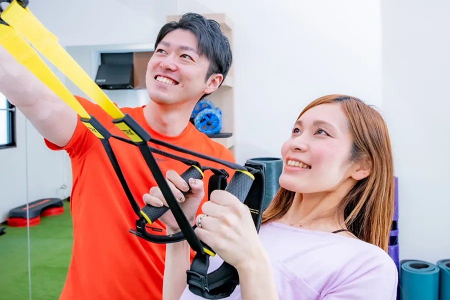 「遊ぶように鍛える®」ユーモア溢れるトレーニング